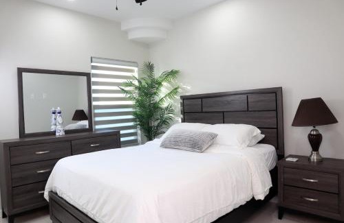 Edinburg Apartment | 3BR Home Located In Uptown Edinburg