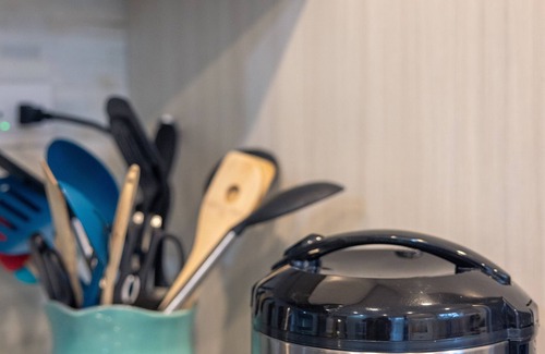 Lake Zurich House | 3BR House with Pickleball, Game Room, Foosball, Arcade, Cereal Bar, Darts &Grill