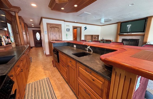 Shutesbury House | 3br Lakefront Oasis in Shutesbury with gas fireplace and 180-deg views!