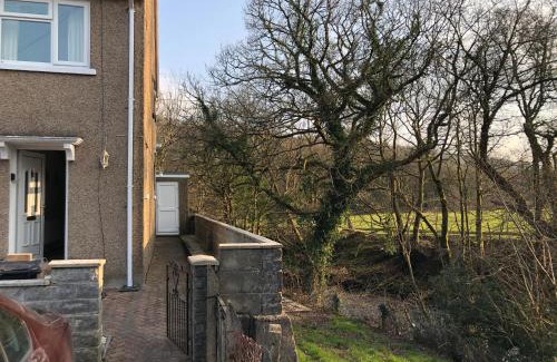 Pontneddfechan House | 3br-Sleeps6-Garden-Mountain &near 4 Falls Walks on