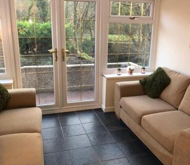 Pontneddfechan House | 3br-Sleeps6-Garden-Mountain &near 4 Falls Walks on