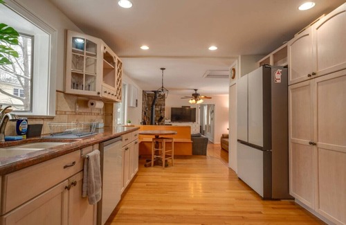 Highland Falls House | 3BR West Point Retreat-3min to Back Gate+ King Bed