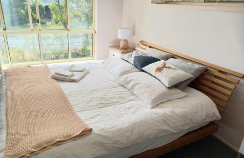 Runcorn House | 3mins walk to shopping centre&city bus, airport