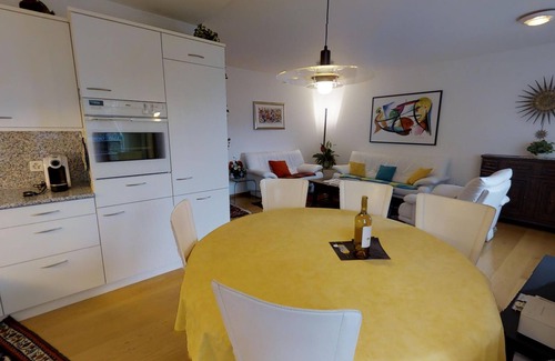 St. Moritz Apartment | 4 ½-room apartment on the third floor, about 105 m2.