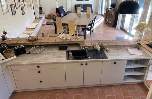 Sauve House | 4-5 pers (115 m²) 2 bedrooms, 2 bathrooms, 2 WC large living room open kitchen