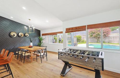 Far North Dallas House | 4-BD Serene Hideaway w Pool Foosball and Patio