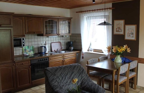 Andel Apartment | 4 bed apartment No. 2 - At the acacia corner - FEWO Flieg