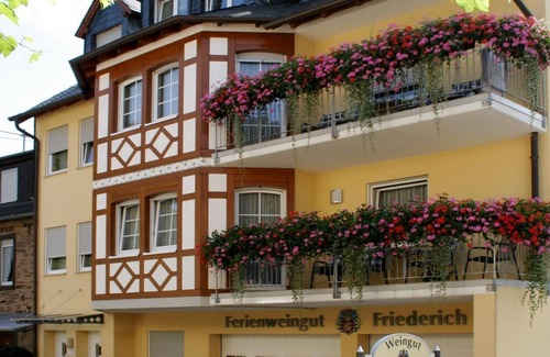 Briedern Apartment | 4-bed apartment Dornfelder - Apartments Oswald Friederich