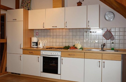 Habscheid Apartment | 4-bed apartment with shower/WC - Ferienwohnungen Heck