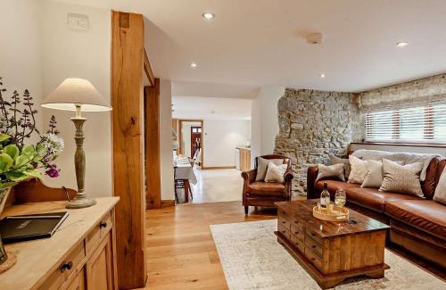 Nunney House | 4 Bed in Bath 27808