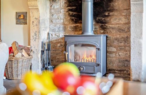 Calver House | 4 bed in Calver PK939