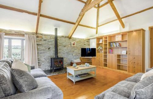 Liskeard House | 4 Bed in Looe 90933
