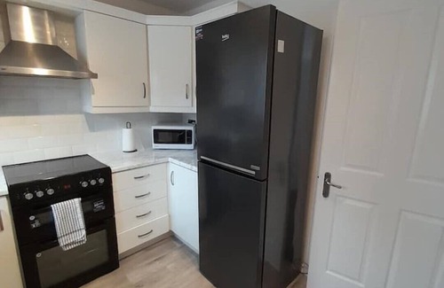 Marston Green House | 4-Bed| Up to 30% off| Contractors | BHX, NEC, HS2n