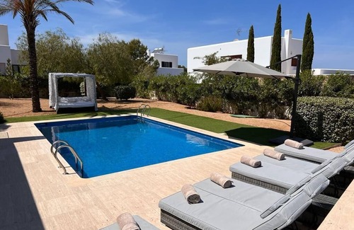 San Antonio Bay Villa | 4 bedroom villa, 3 bath with private pool, sea view and enclosed gardens.