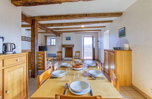 Castelnau-de-Mandailles House | 4 bedroom accommodation in Castelnau d Mandailles