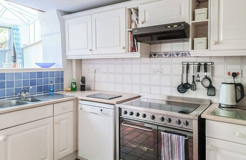 Cleobury Mortimer Cottage | 4 bedroom accommodation in Cleobury Mortimer, near Ludlow