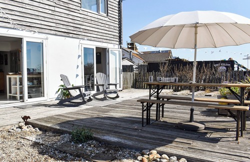 Dungeness Cottage | 4 bedroom accommodation in Lydd-on-Sea, near Dungeness
