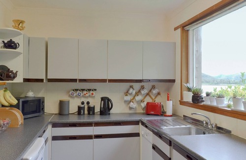 Colintraive Cottage | 4 bedroom accommodation in Colintraive, near Dunoon