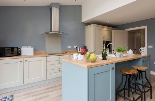 Kessingland Cottage | 4 bedroom accommodation in Kessingland, near Southwold