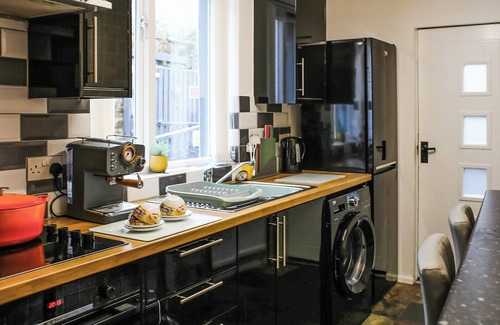 Falkland Cottage | 4 bedroom accommodation in Falkland