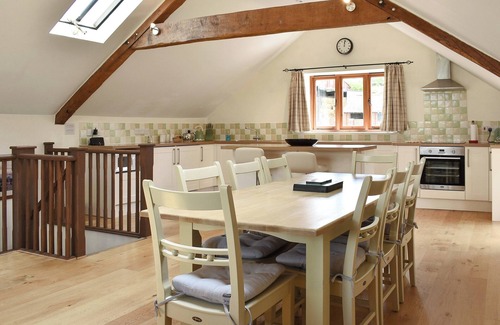 Sherborne Cottage | 4 bedroom accommodation in Leigh, near Sherborne