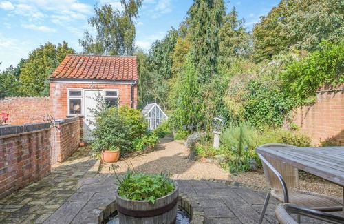 Wangford Cottage | 4 bedroom accommodation in Wangford, near Southwold