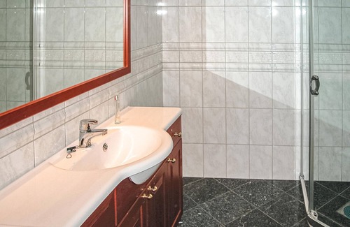 Kvinnherad Apartment | 4 bedroom accommodation in Husnes