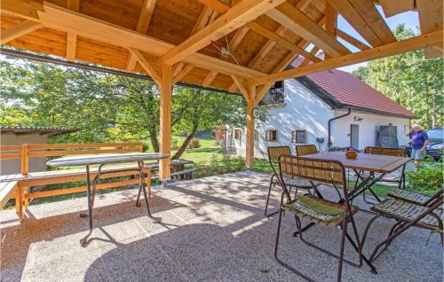 Vrhnika House | 4 Bedroom Amazing Home In Vrhnika
