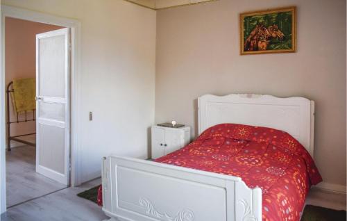 Plancoet House | 4 Bedroom Awesome Home In Plancoet