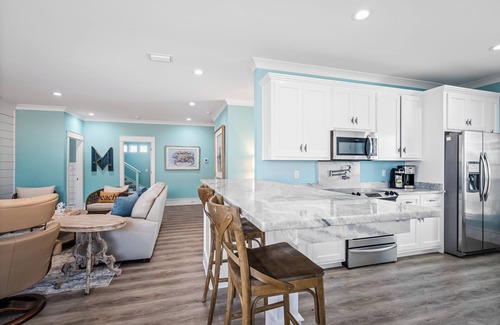 Pass Chateau Harbor House | 4 Bedroom Bay Front Home with Private Pool