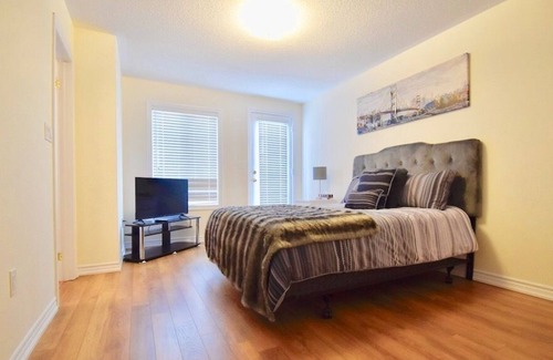 Brampton House | 4 Bedroom Beautiful Home.