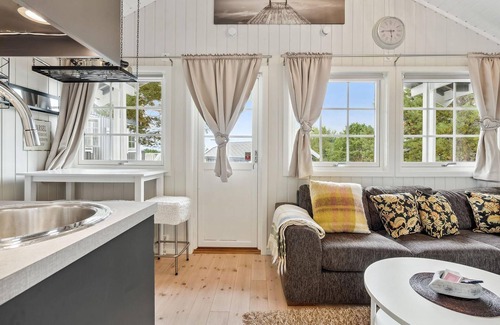 Lødingen House | 4 bedroom beautiful home in Lødingen