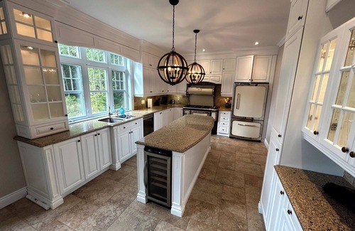 Stanstead Township Cottage | 4 bedroom cottage with hot tub, heated pool, lake access, fire pit and game room