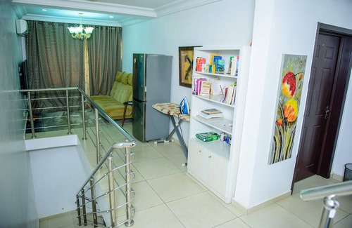 Gwarinpa Estate House | 4 Bedroom Duplex, 24Hrs Electricity & Security, Unlimited WIFI/Pool/Garden & Gym