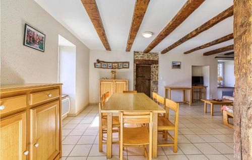 Castelnau-de-Mandailles House | 4 Bedroom Stunning Home In Castelnau D Mandailles