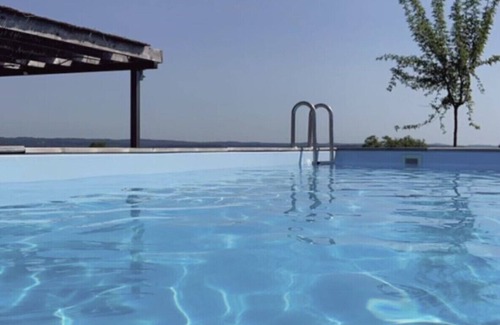 Couze-et-Saint-Front House | 4 bedroom private vacation home in couze-et-saint-front