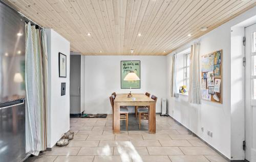Norre Alslev House | 4 Bedroom Gorgeous Home In Nørre Alslev