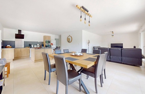 Bezinghem House | 4 bedroom gorgeous home in Bezinghem