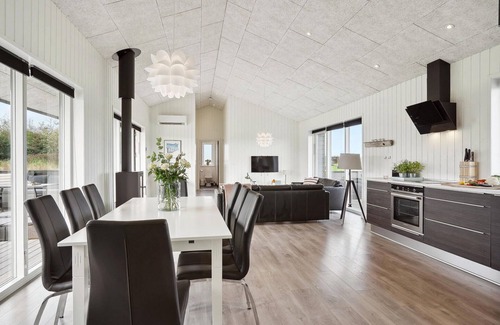 Grønhøj House | 4 bedroom gorgeous home in Løkken