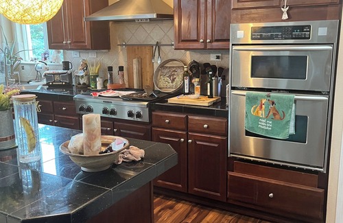 Stetson Hills House | 4 bedroom house in cool Colorado Springs with WiFi