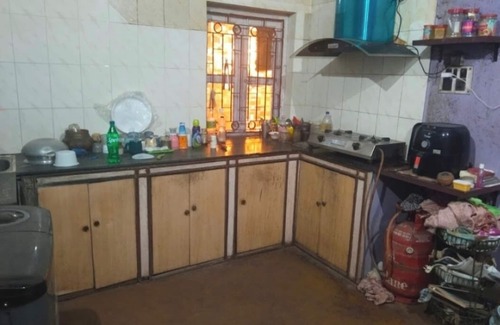 Garia House | 4-bedroom house in charming Kolkata with AC, WiFi. Enjoy your stay