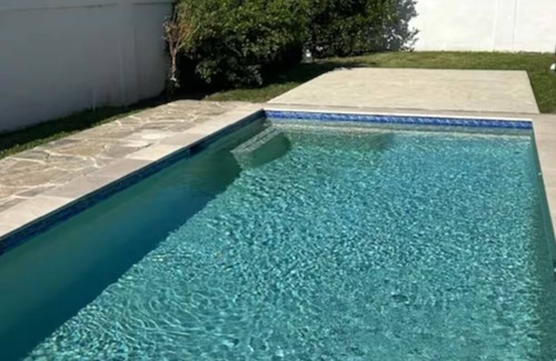 Laredo House | 4-bedroom house in charming Laredo with Pool,WiFi, AC. Book now