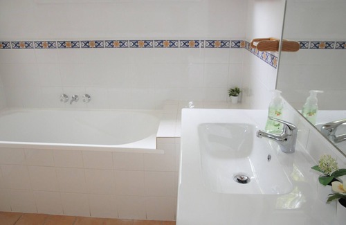 Runcorn House | 4 bedroom house in Runcorn
