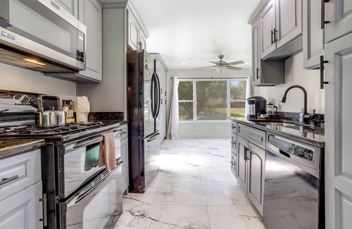Camp Springs House | 4-bedroom house in awesome Temple Hills with AC, WiFi. Enjoy your stay