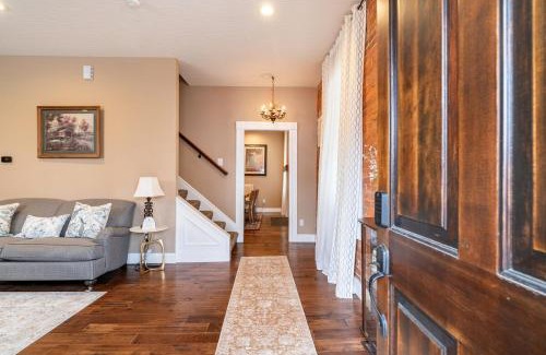 Brewery District House | 4 Bedroom Luxe home in Brewery District