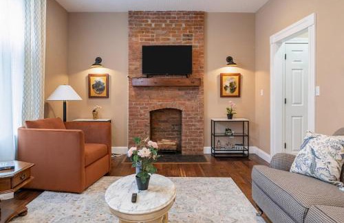 Brewery District House | 4 Bedroom Luxe home in Brewery District