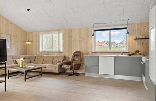 Vinderup House | 4 bedroom nice home in Vinderup
