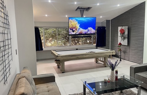 Zona Rosa Apartment | 4 Bedroom Penthouse in Parque Lleras