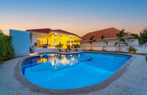 Hua Hin Villa | 4 Bedroom Private Pool Villa OV10