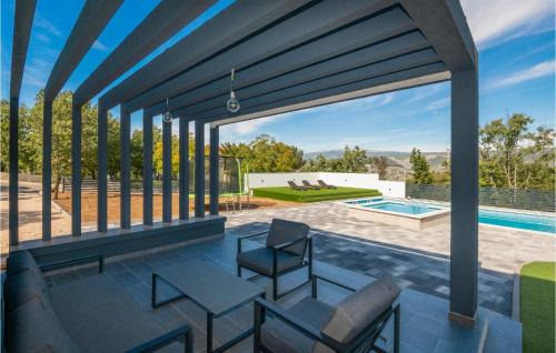 Podbablje House | 4 Bedroom Stunning Home In Grubine